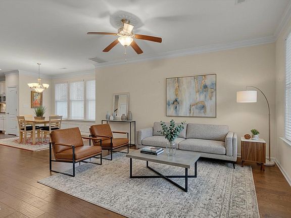 5th image of 408 Lena Cir