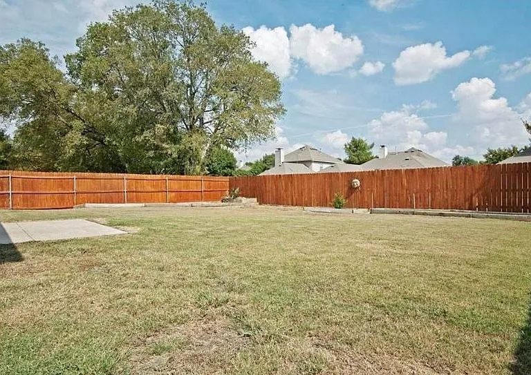 3411 Jacobs Dr — Photo 10