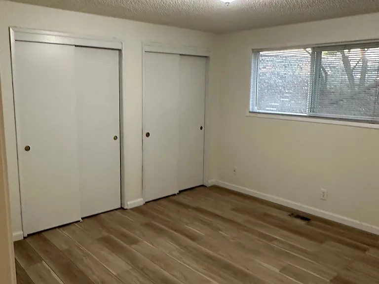 1905 Dawn Ct — Photo 6