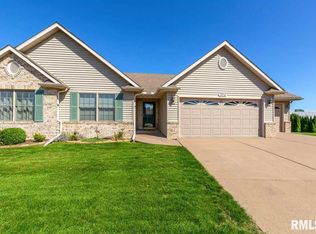 324 Walker Way, Blue Grass, IA 52726