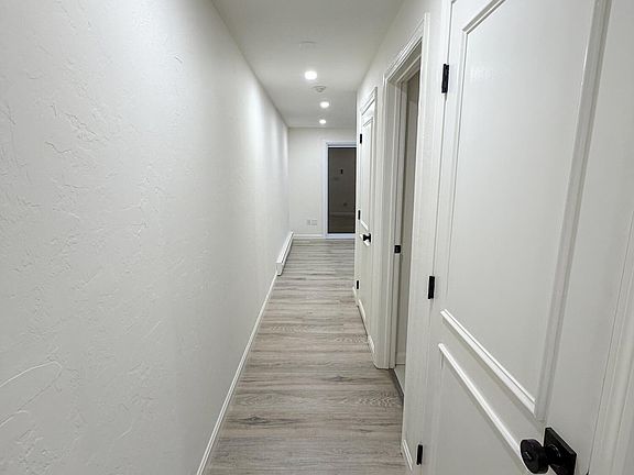 4th image of 300 Falmouth Road APT 20D
