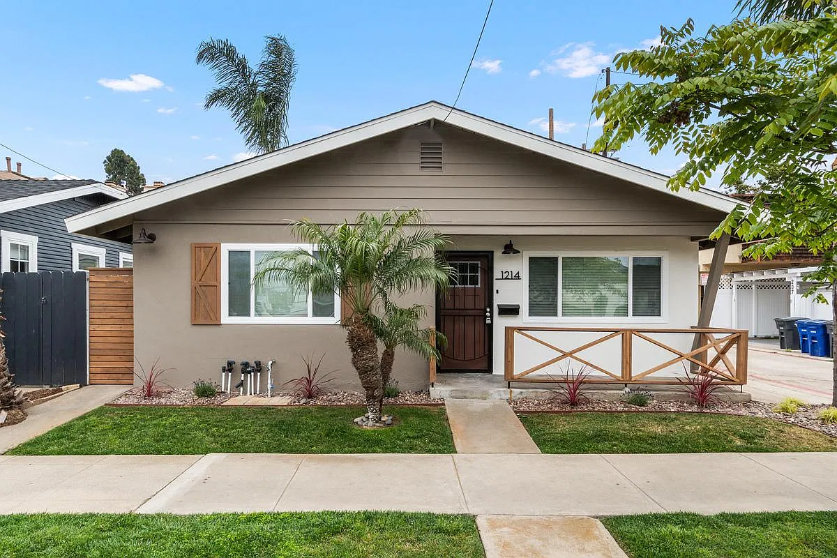 3 bed, $5,995 — Photo 1