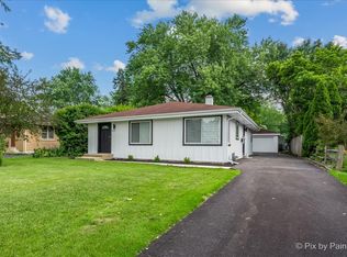 1112 Pershing Ave, Wheaton, IL 60189