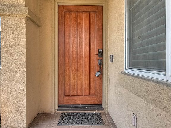 3rd image of 5192 Fox Hall Rd