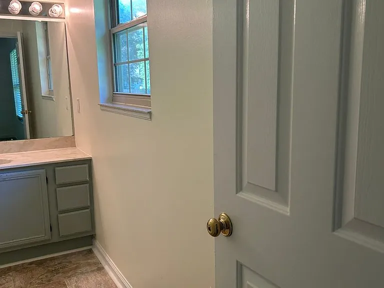 4320 Roundtable Ct — Photo 19