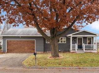 2214 Woodside Dr, Cross Plains, WI 53528