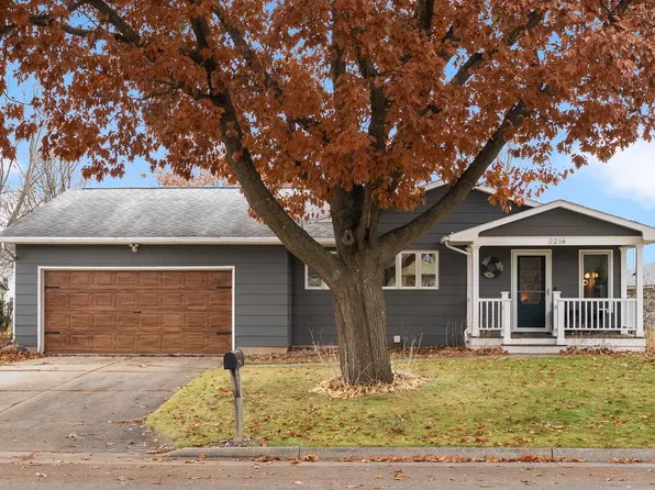 2214 Woodside Drive, Cross Plains, WI 53528