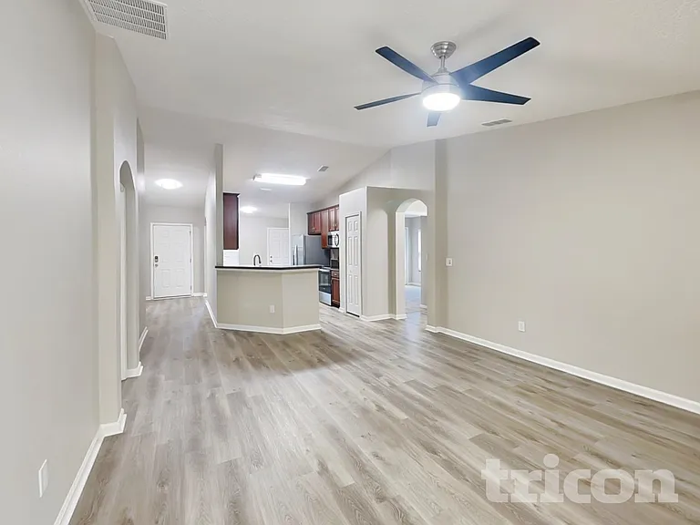 96401 Commodore Point Dr — Photo 3
