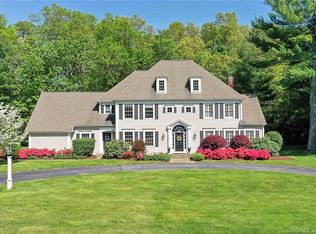 10 Joyce Ln, Simsbury, CT 06070