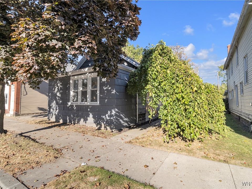 1st image of 247 Oliver St
