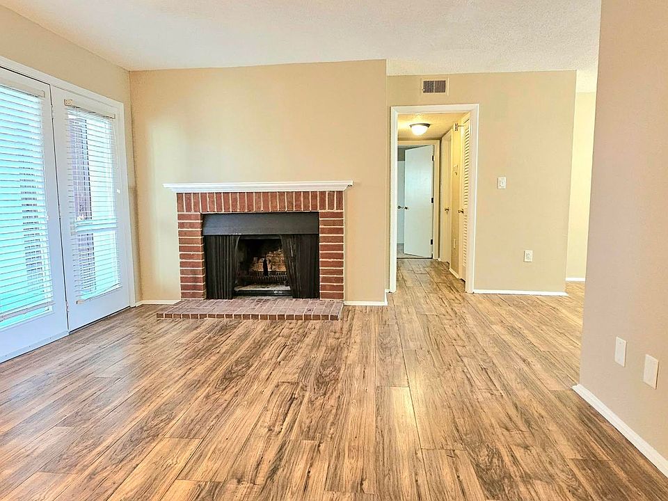 1st image of 1100 Skyland Dr APT R5