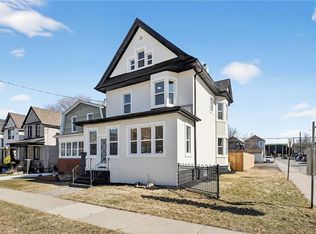 142 Avondale St, Hamilton, ON L8L7C2