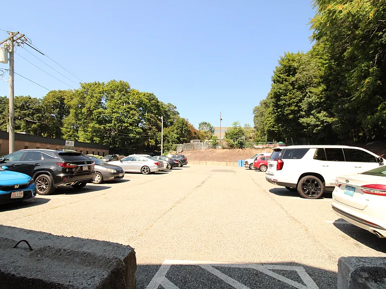 125 Overland Rd #1 — Photo 10