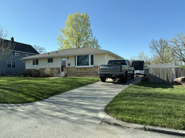 1621 W 7th St, Red Wing, MN 55066