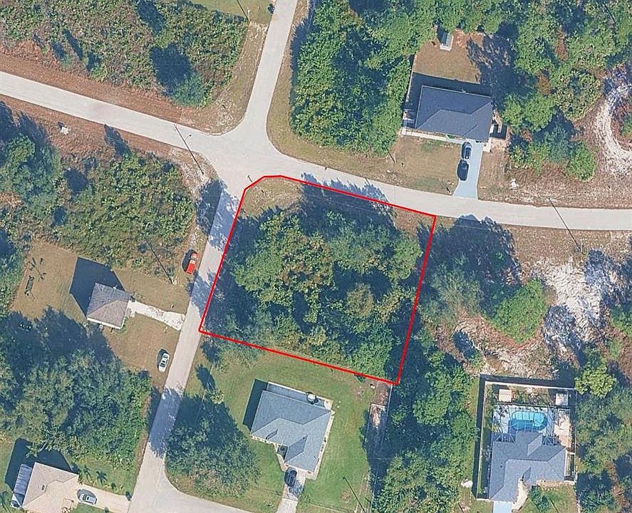 2nd image of 1028 HANSEN STREET E LOT 1
