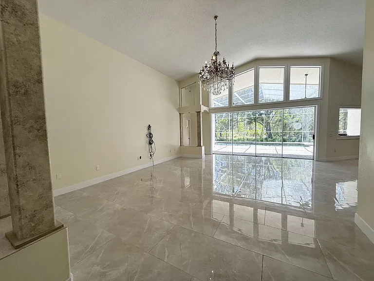 1024 Hagen Dr — Photo 7