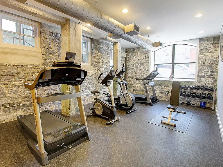 41 W Lemon St #207 — Photo 20