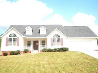 667 Leonard Rd, Lagrange, GA 30241