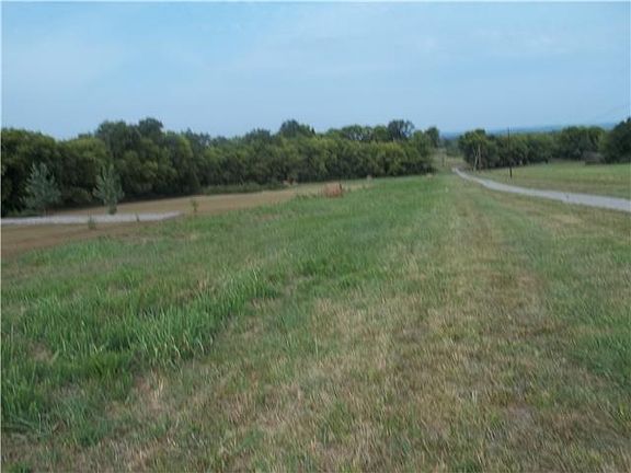 5th image of 6 Lauderdale Ln Lot 6