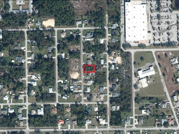 412 Volvo Ave, Sebring, FL 33872