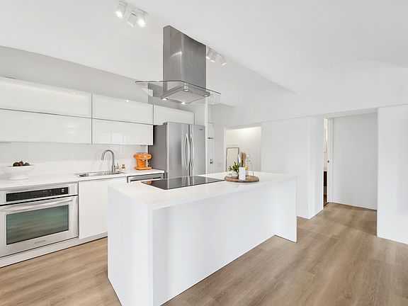 5th image of 345 N Canal St APT 501
