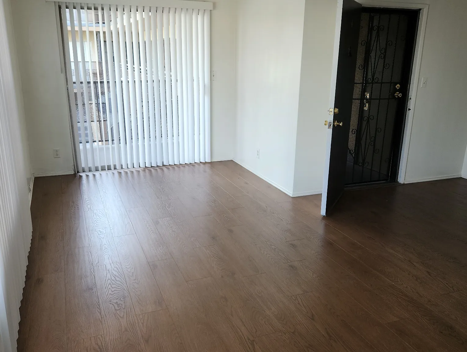 1 bed, 750 sqft, $1,900 — Photo 2