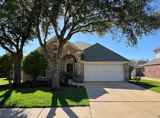 7915 Fall Hollow Dr, Houston, TX 77041
