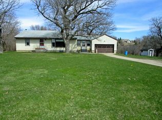 9650 Rich Valley Blvd, Inver Grove Heights, MN 55077