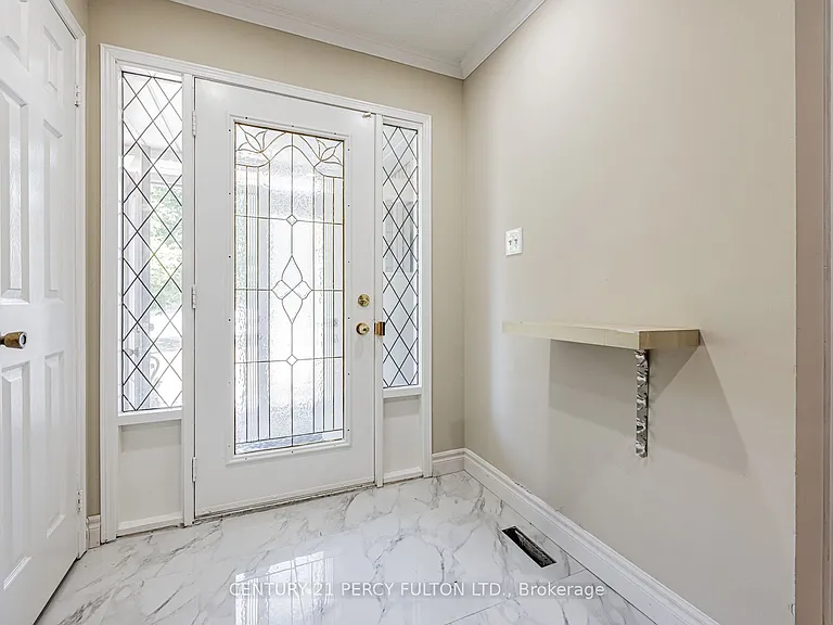 81 Ennisclare Pl — Photo 3