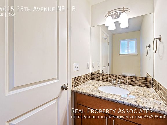 5th image of 14015 35th Ave NE APT B
