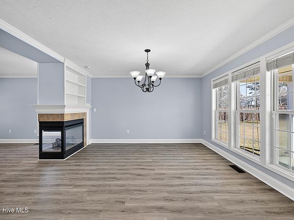 5th image of 75 Micro Court