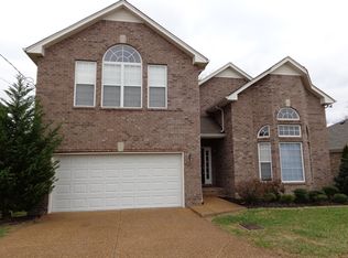 7324 Sugarloaf Dr, Nashville, TN 37211