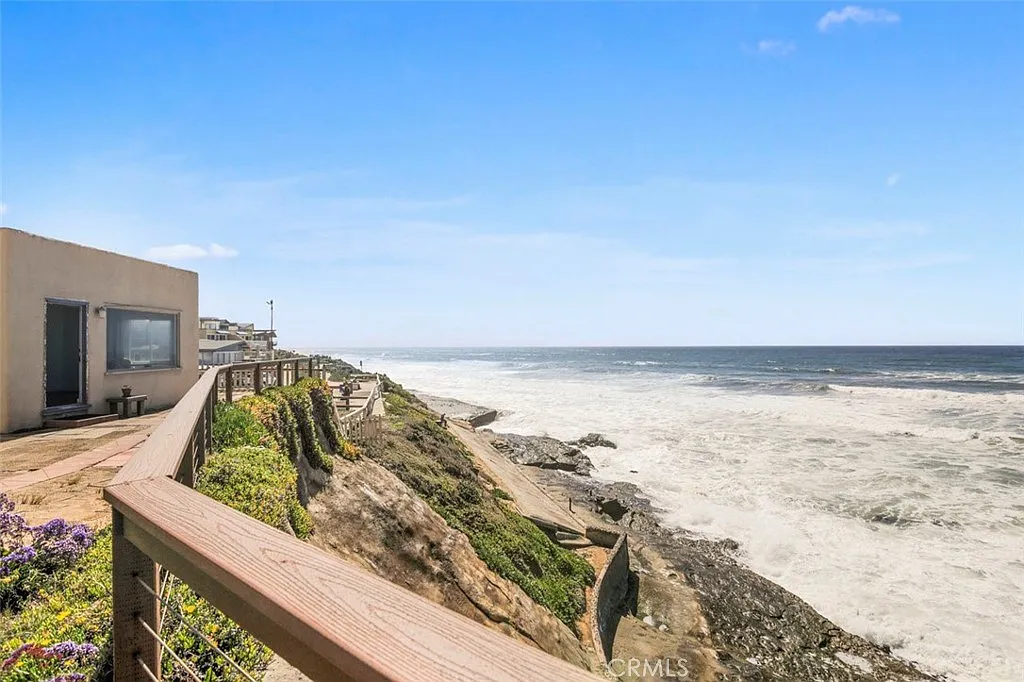 1 bed, 570 sqft, $3,200 — Photo 4