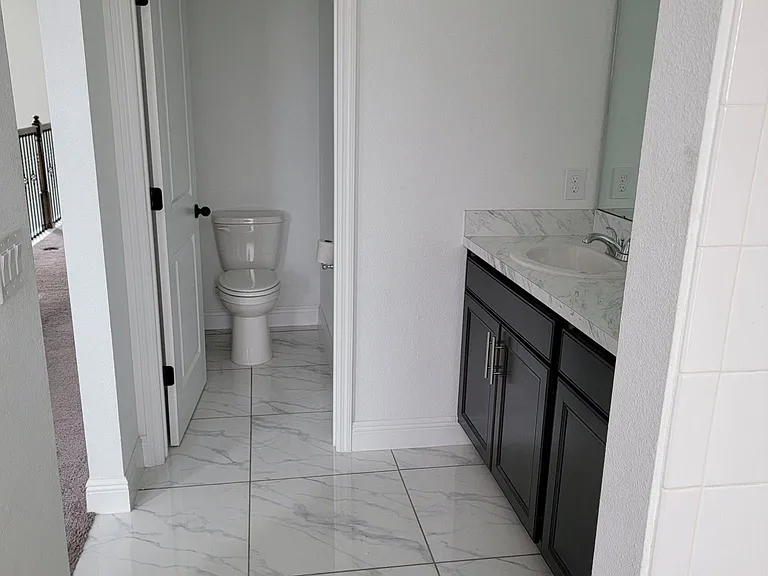 2499 Spring Breeze Dr — Photo 11