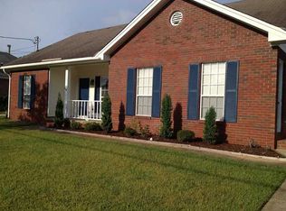 512 Mount Airy Dr, Prattville, AL 36067