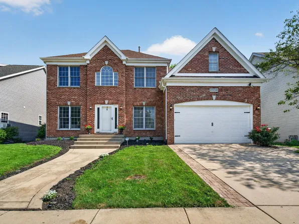 39W240 E Mallory Dr, Geneva, IL 60134