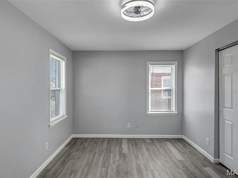 7244 Mallard Dr — Photo 17