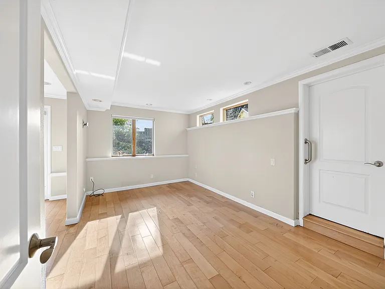 18750 Castle Hill Dr — Photo 34