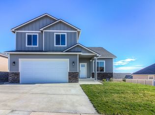 301 N 90th Ave, Yakima, WA 98908