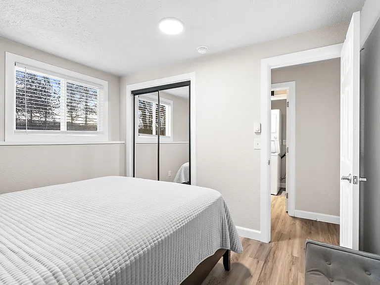 1820 N Burl Ln — Photo 26
