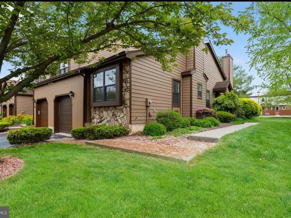 37 Gallo Ct, Lawrence Township, NJ 08648