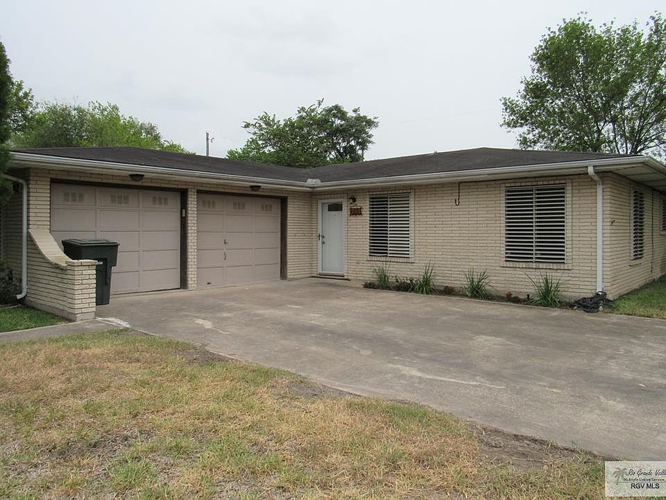 1st image of 202 E Palmetto Dr