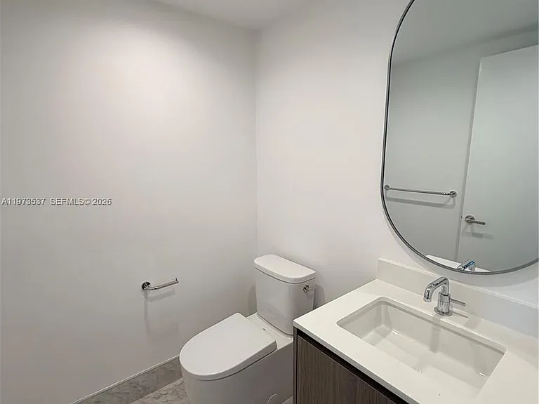 9201 E Bay Harbor Dr #309 — Photo 14