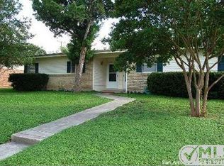 8413 Greenbrier Dr, San Antonio, TX 78209