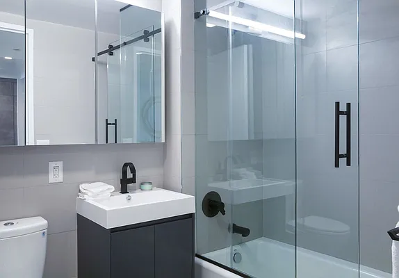 Rented by Kahen Properties | media 16