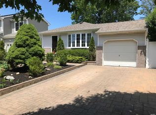 3005 Lowell Ave, Wantagh, NY 11793