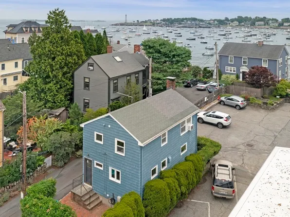 1 Goodwins Ct, Marblehead, MA 01945