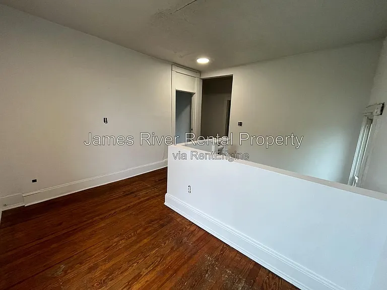 1601 Union St — Photo 8