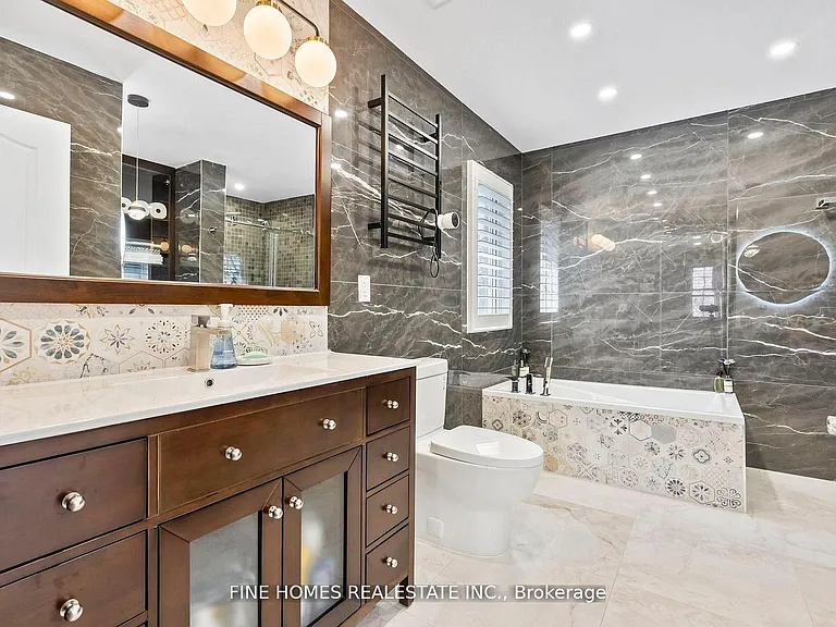 109 Angelina Ave — Photo 15