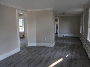 7 Edgehill Rd #2, Woburn, MA 01801